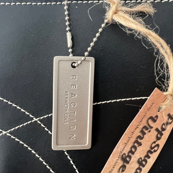 Kenneth Cole Reaction Black Leather handbag - Picture 3 of 4